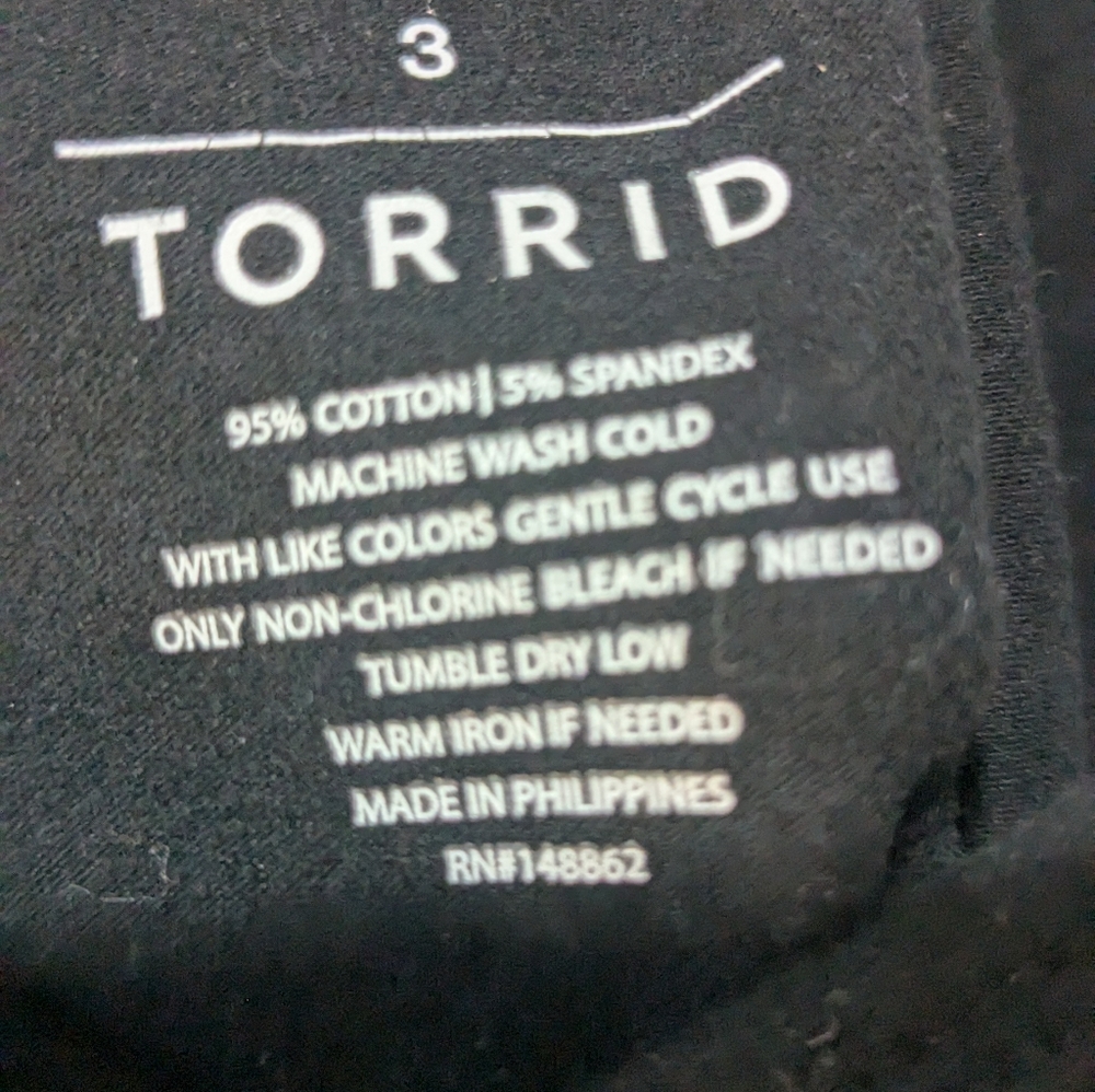 💚 Torrid 3X Tank Top Bundle - Picture 6 of 8